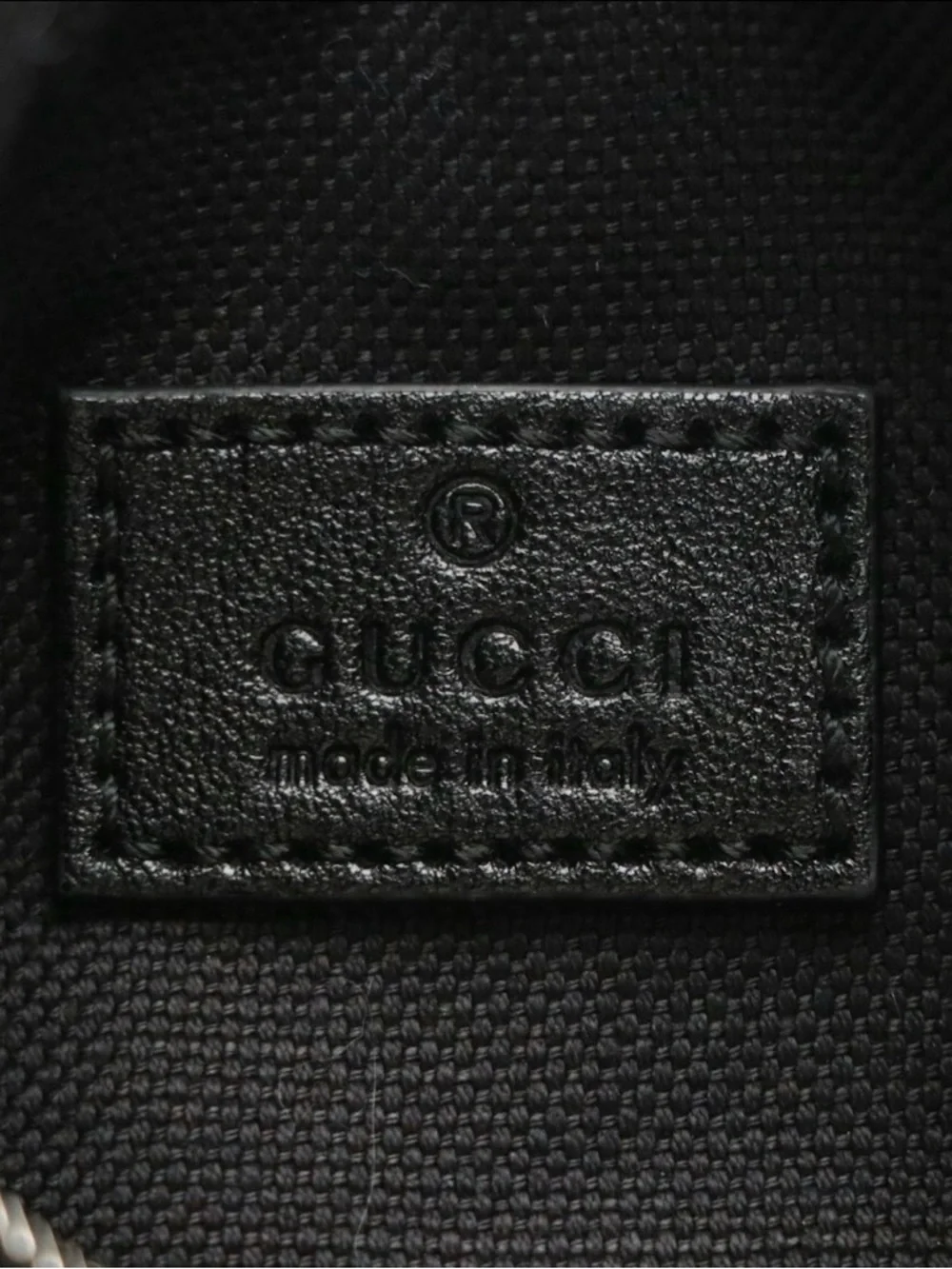 Gucci Black Quilted Barrel Shoulder Bag with Silver Charm - Picture 5 of 7